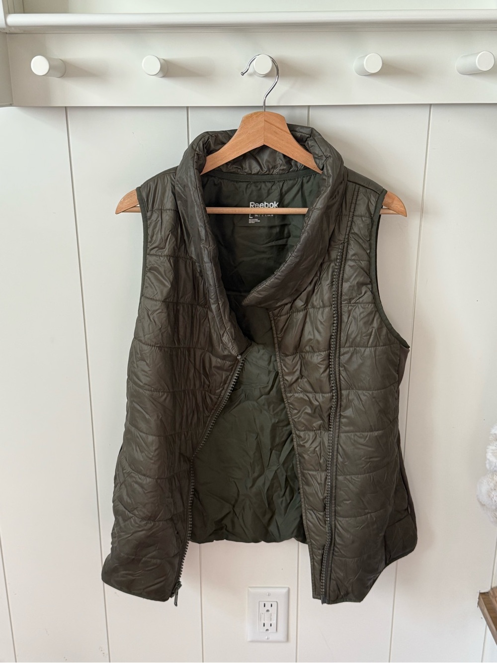 Reebok Olive Green Quilted Women's Puffer Vest